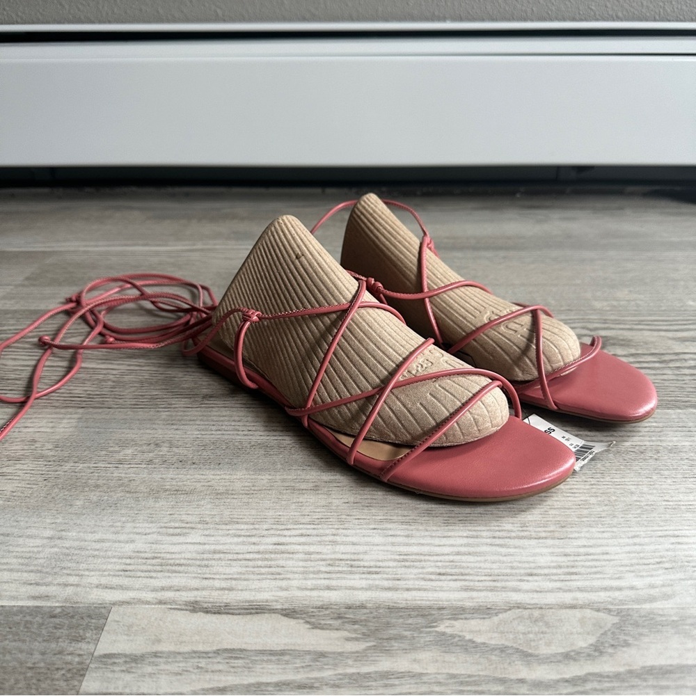 NWT Express Pink and Tan Lace-Up Sandals 9